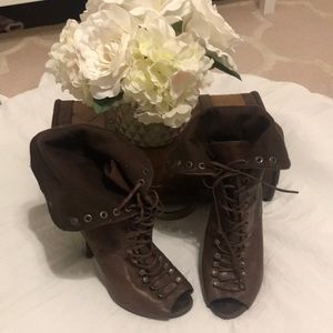 Guess heels boots